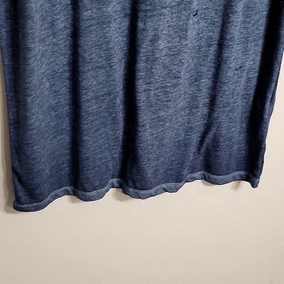💥Forever 21 Distressed T-Shirt - Picture 6 of 10